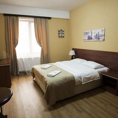 Lords Hotel Tbilisi Exterior foto